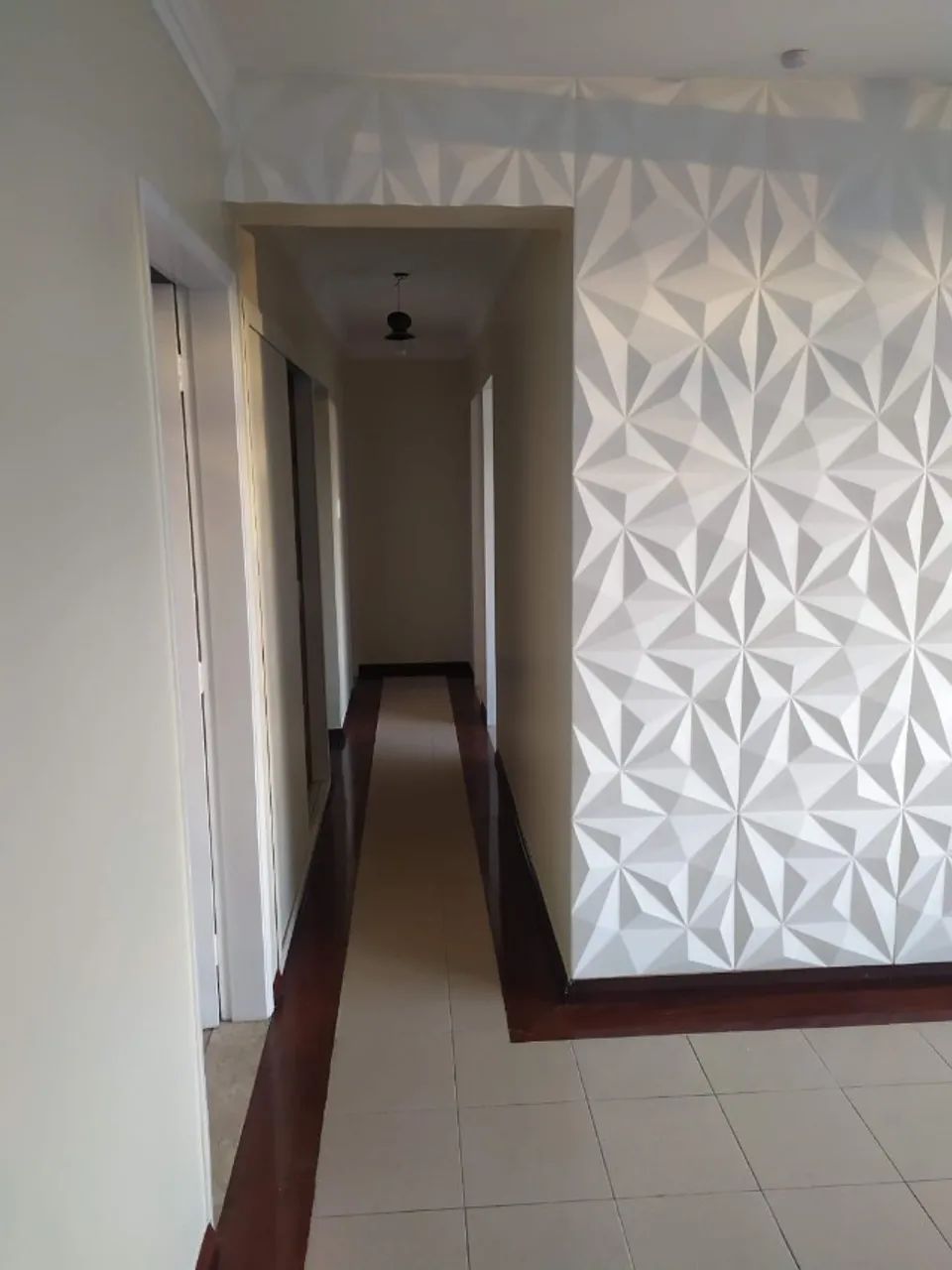 PROPRIETÁRIO ALUGA 4 QUARTOS - CANTO - VAZADO - ELEVADOR - ANDAR ALTO - SQS 405 SUL - Foto 2