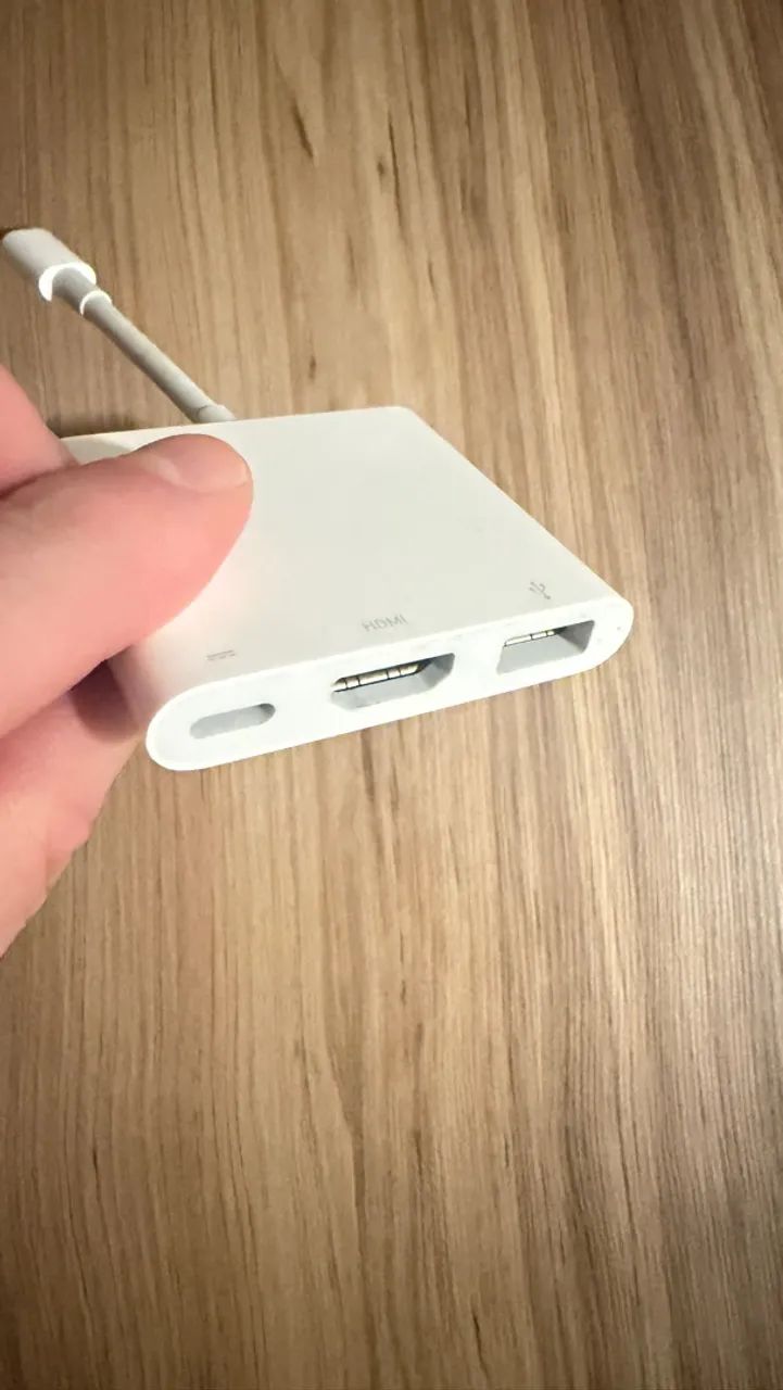 MacBook Pro 13 - M2 2022 + Adaptador Apple USB C Multiportas - Foto 5