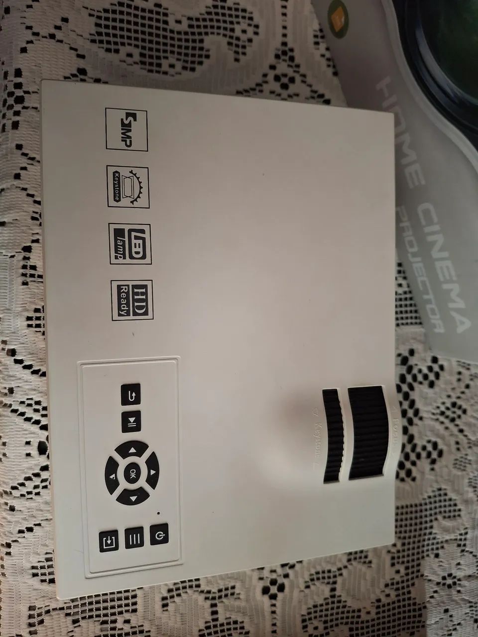 Projetor led UC40 home cinema full HD - Foto 4