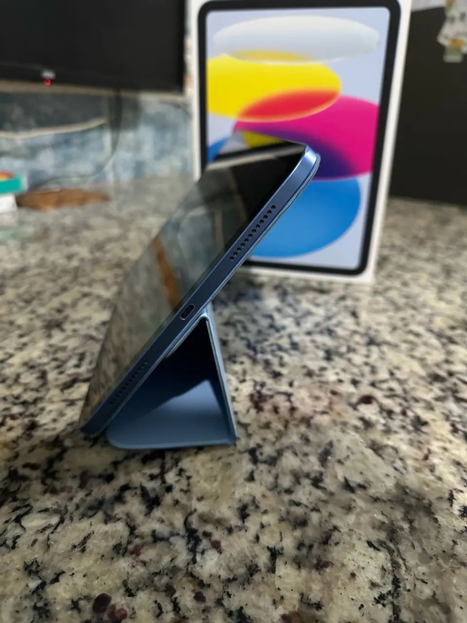 iPad 11 A16 128GB com Capa Original Apple + Caixa e Cabo - Foto 2