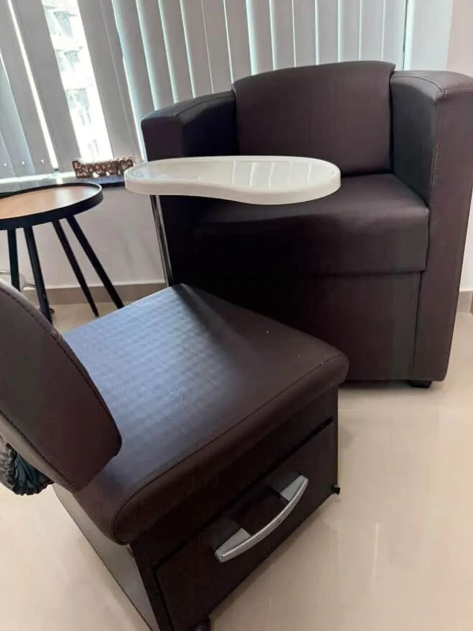 Ciranda de manicure e poltrona 