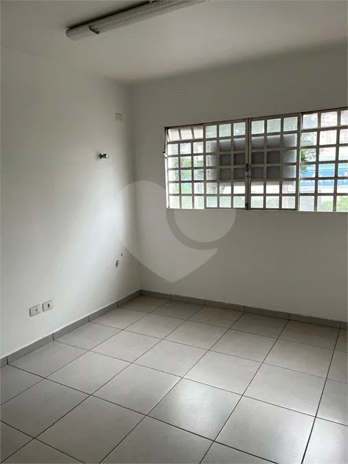 Ótimo Prédio Comercial !! Vende Total ou Aluga andar superior..OPORTUNIDADE ! - Foto 4