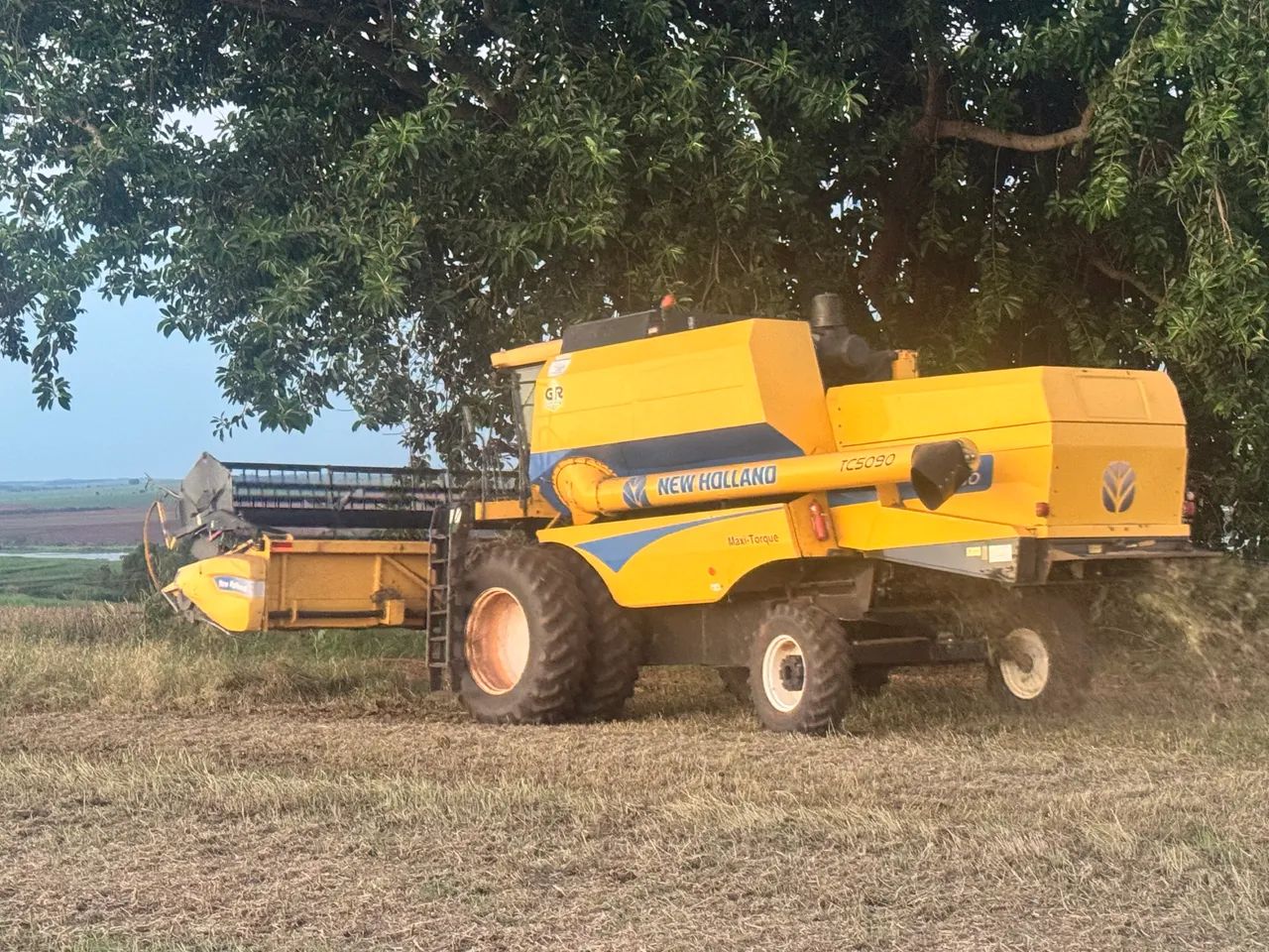 New Holand 5090 - Foto 5