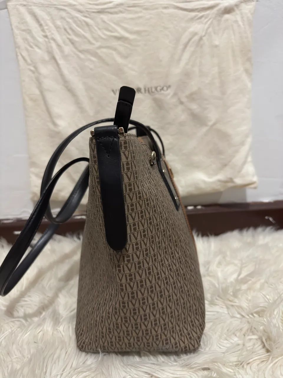 Bolsa Victor hugo marrom  - Foto 4