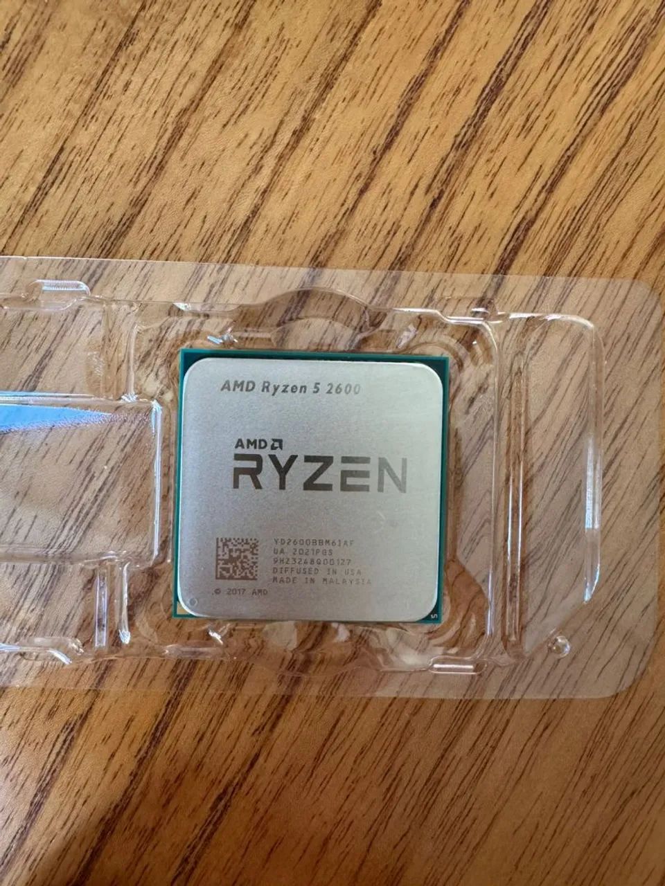 Ryzen 5 2600 + cooler original amd