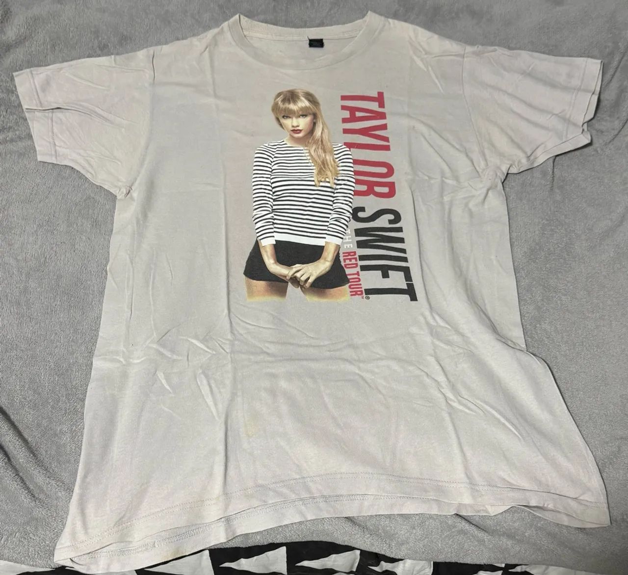 Camiseta Taylor Swift Red Tour 