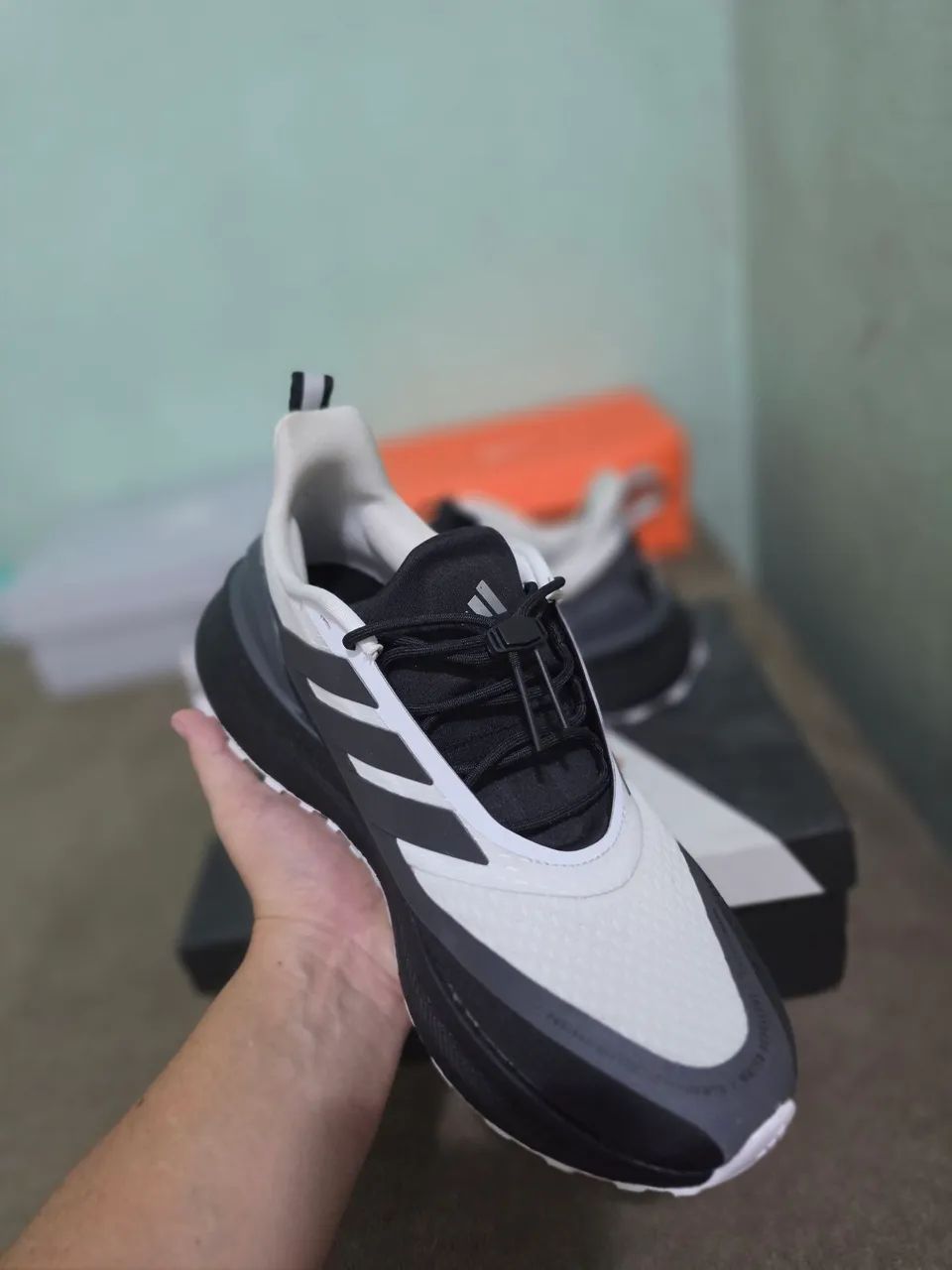 Tenis adidas ultraboost  - Foto 3