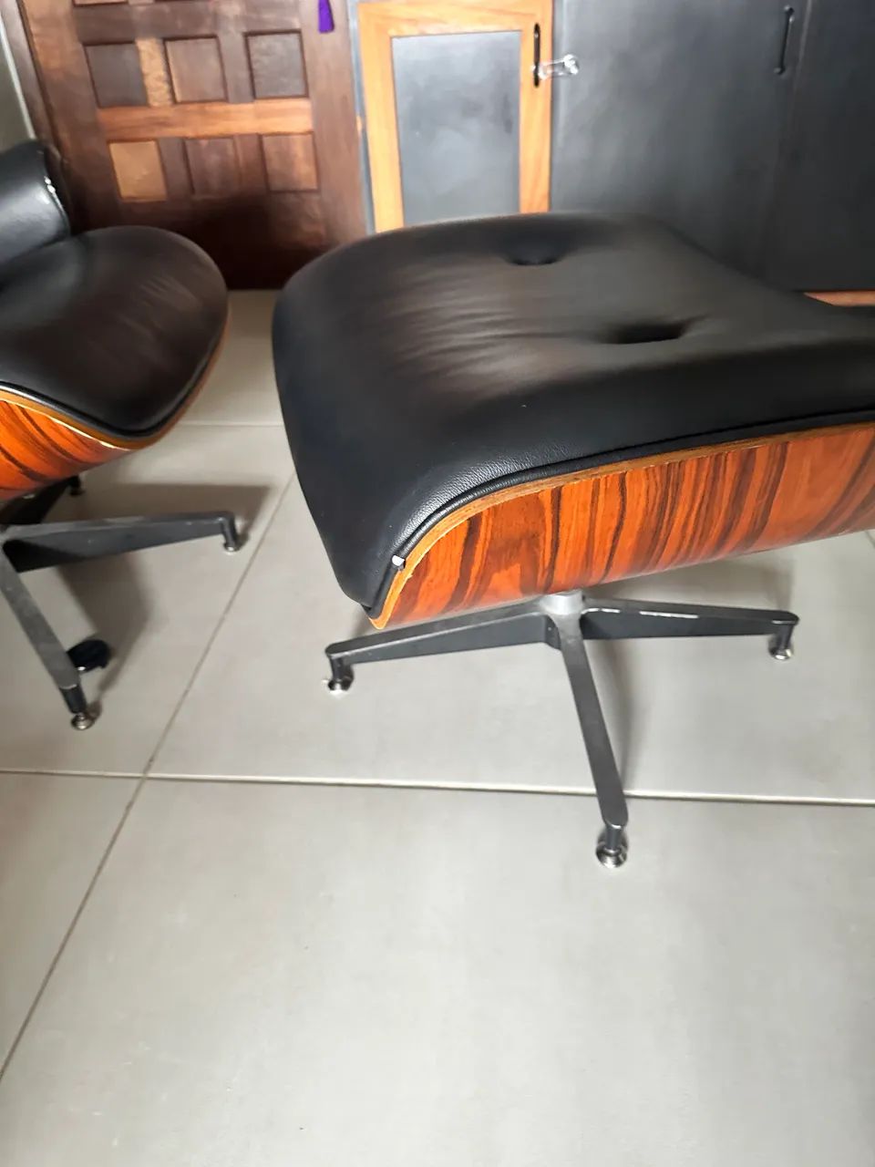 Poltrona Charles Eames Preto - Foto 4