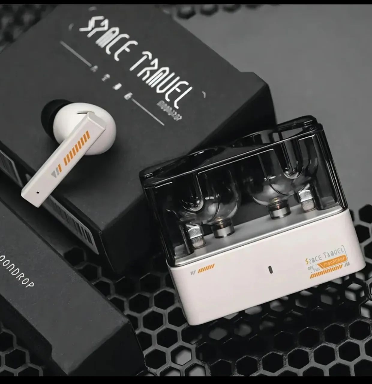 Fone Bluetooth 5.3 Moondrop Space Travel TWS e ANC cor branca  - Foto 3