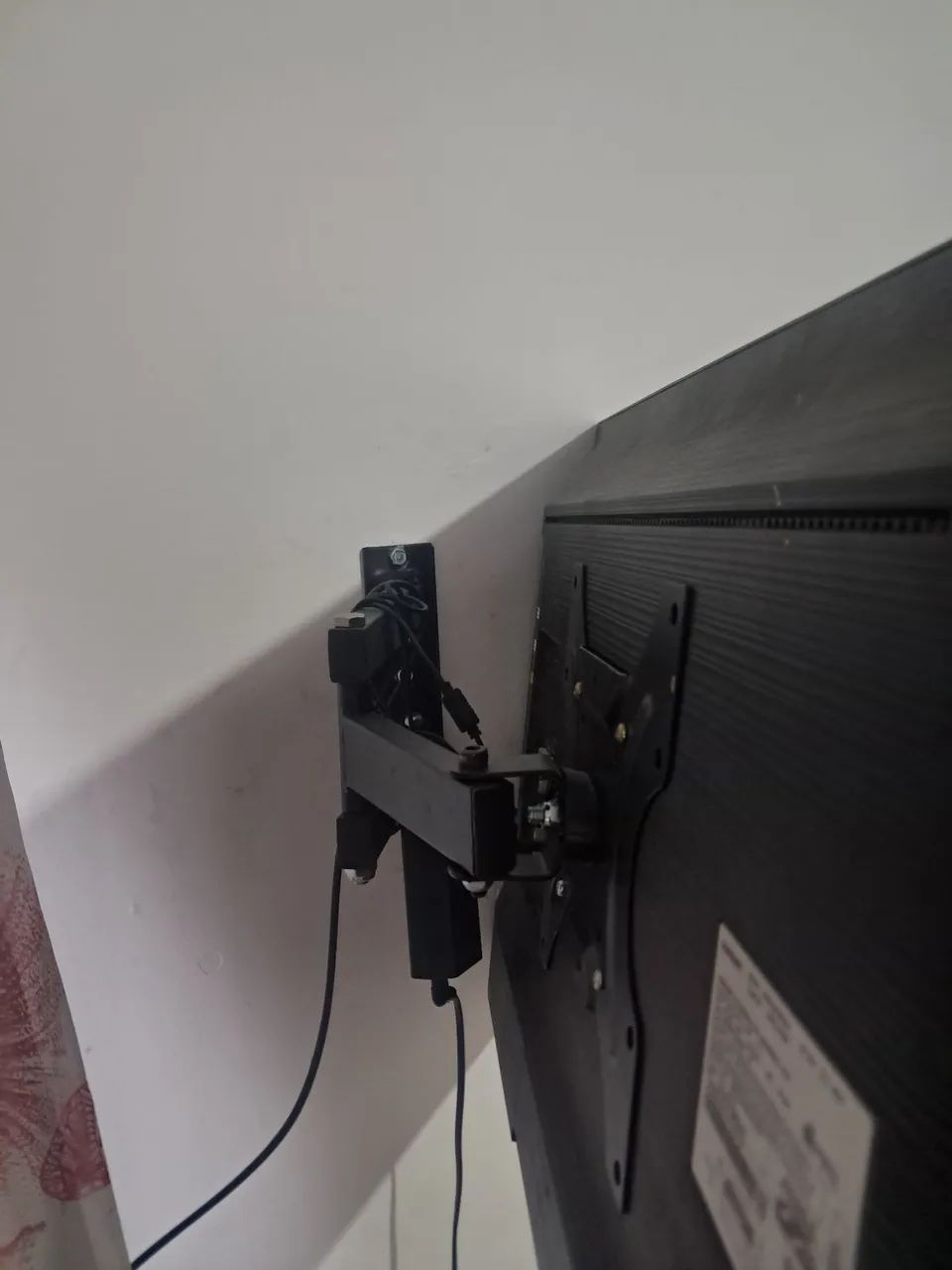 Televisão SMART samsung 32 polegadas + suporte articulado grátis - Foto 3