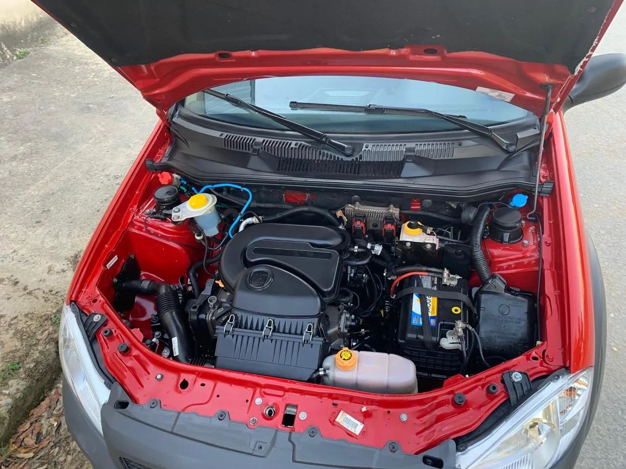 Fiat Strada Working Hard 1.4 Fire Flex 8V CD 2017 - Foto 2