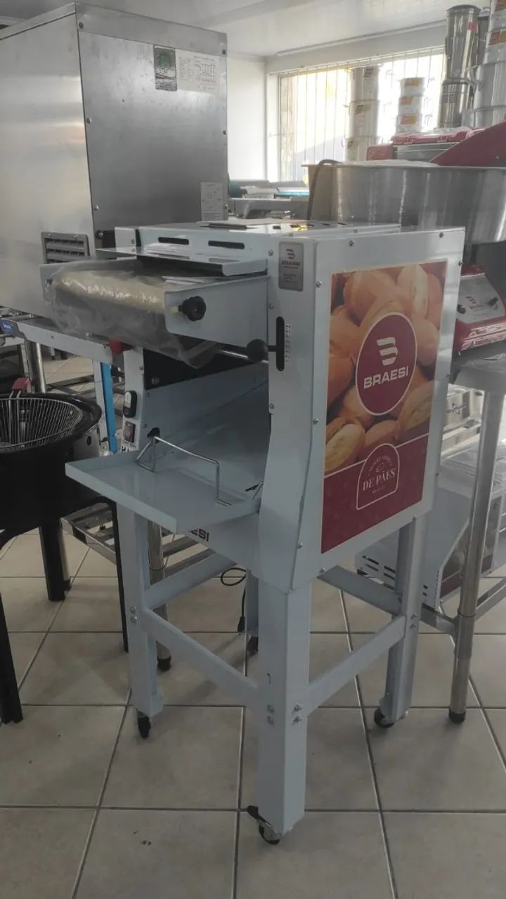 Bh Modeladora de pão Braesi 220v HJ EQUIPAMENTOS  - Foto 2