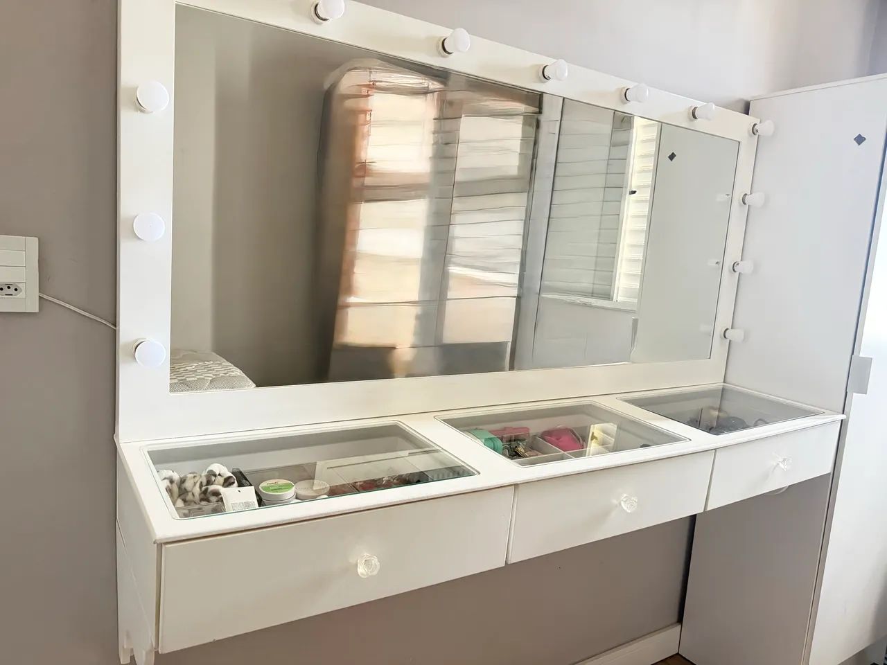 VENDO PENTEADEIRA CAMARIM 