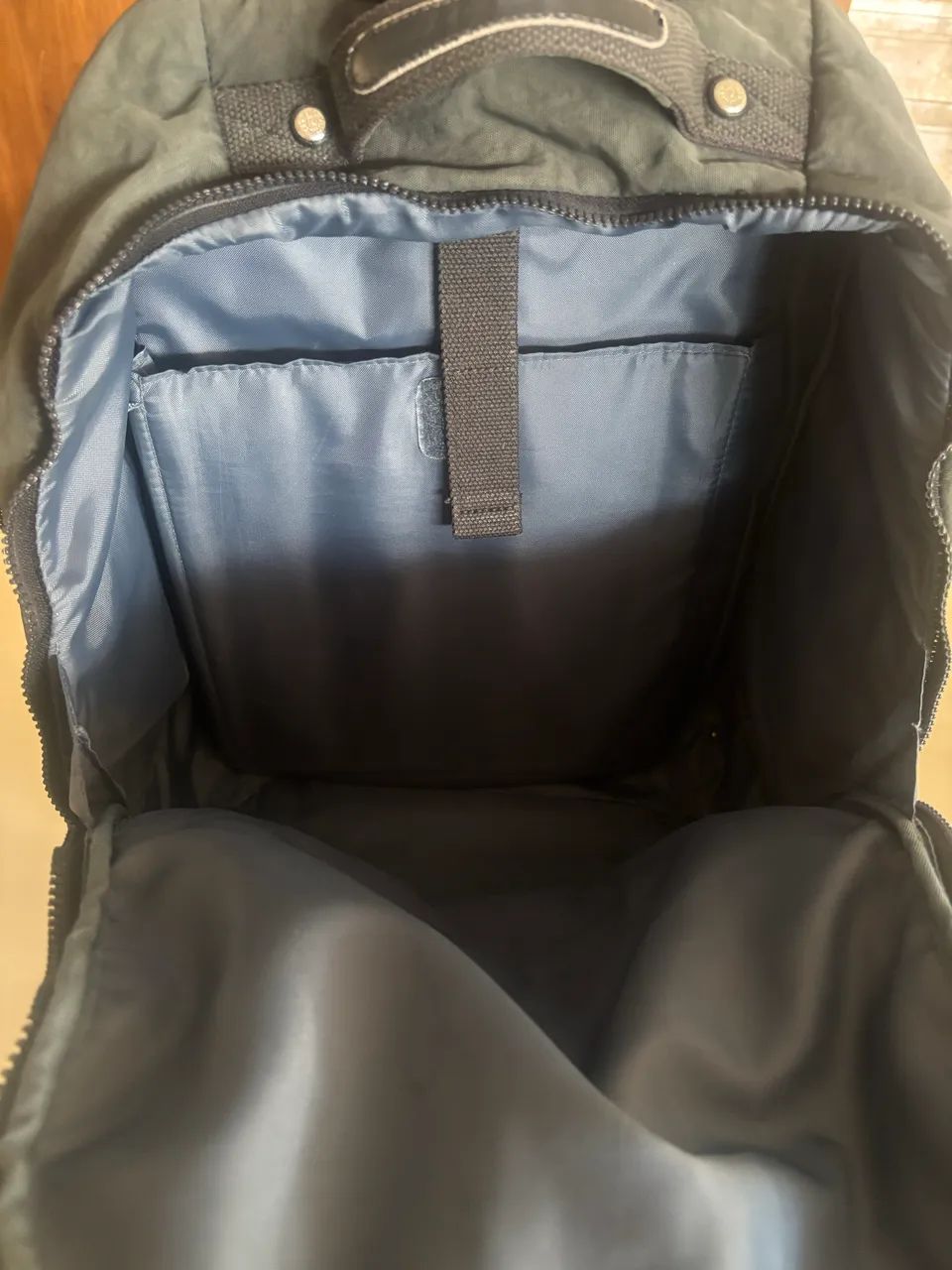 Mochila Kipling azul marinho - Foto 4
