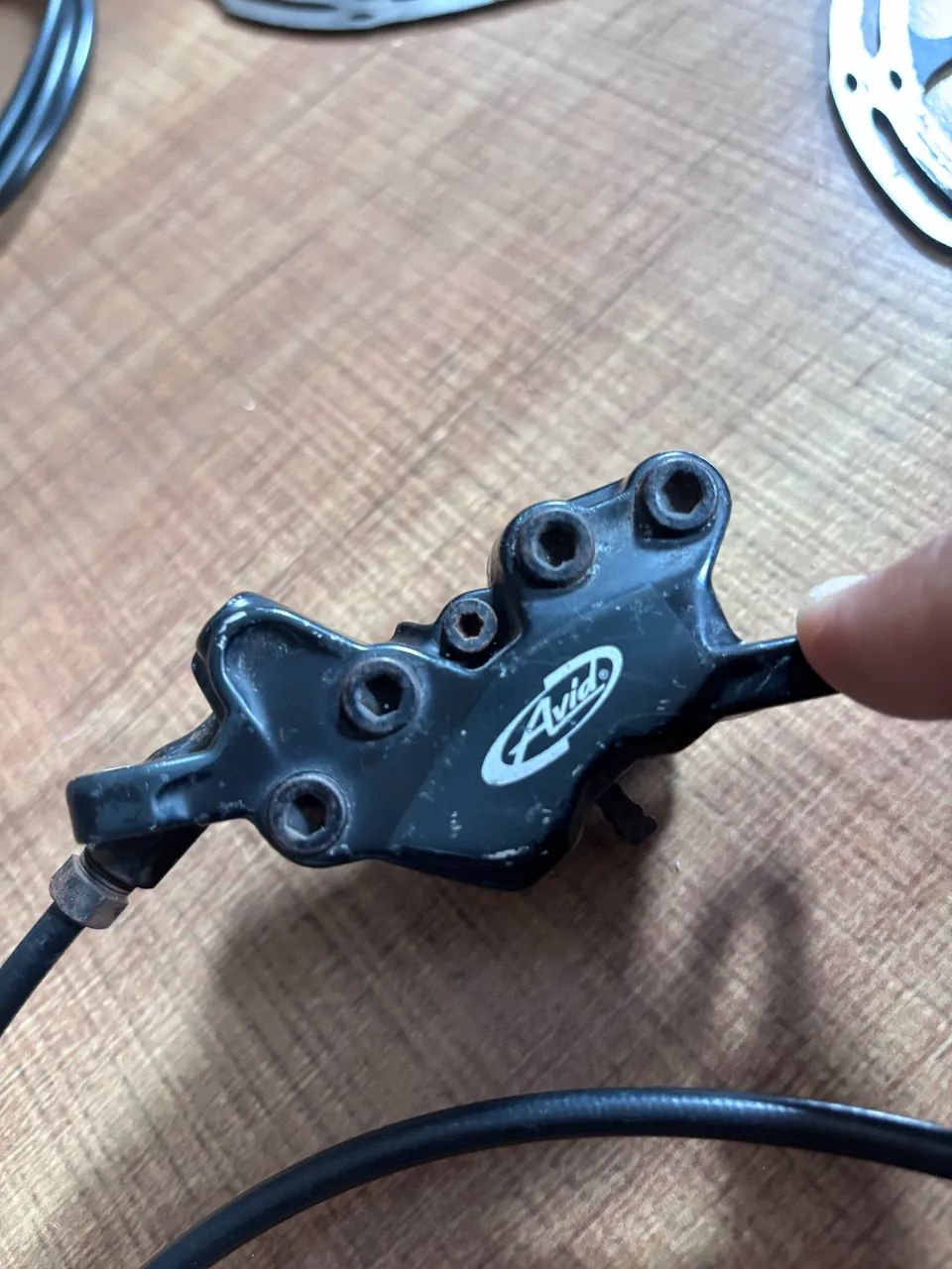 Freios SRAM CODE 5 (4 pistões) - Foto 2