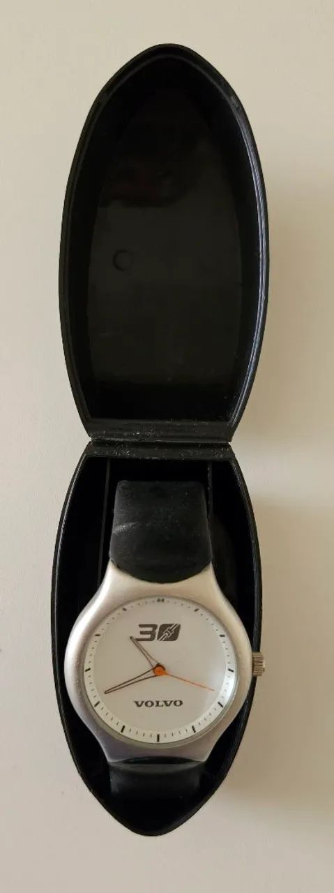 Relógio 30 anos volvo...
