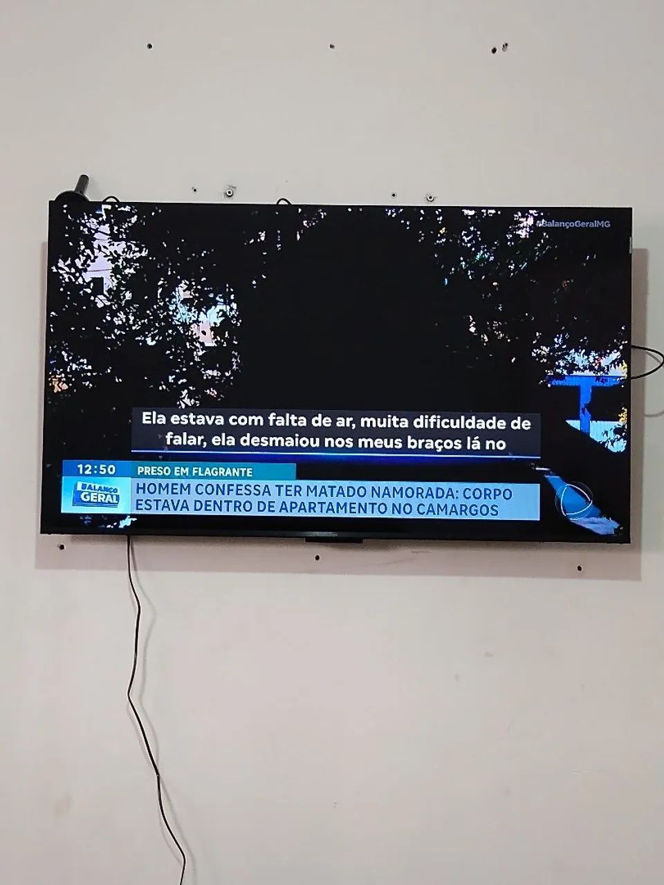 TV TCL smart 50 polegadas 2 meses de uso  - Foto 2
