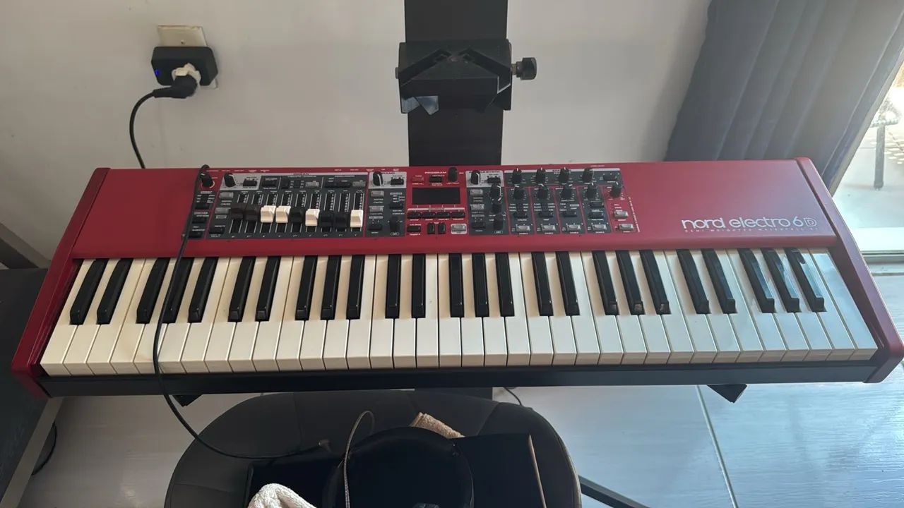 Nord Electro 6d 61