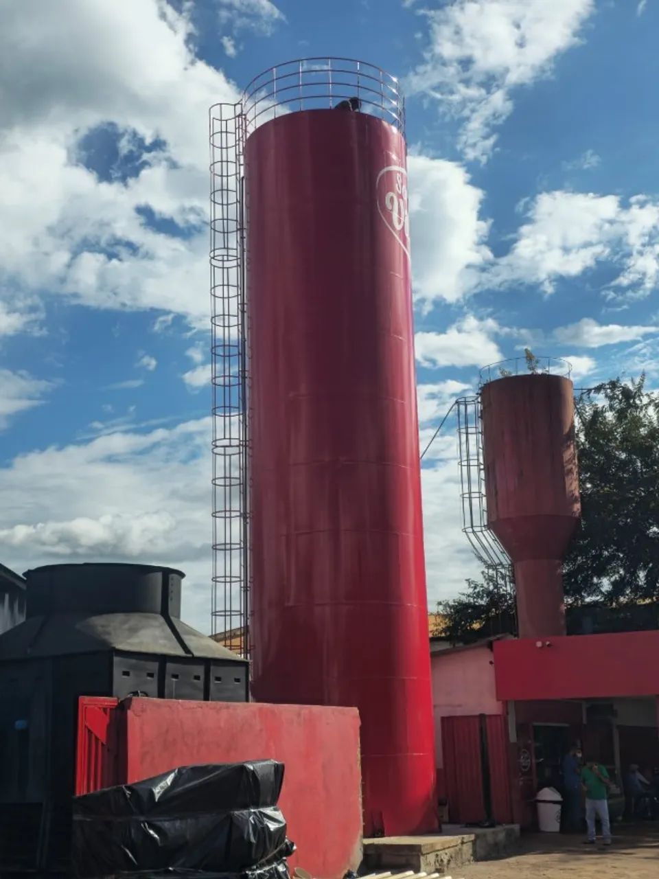 Caixa D'água tipo taça e tubular estrutura metálica