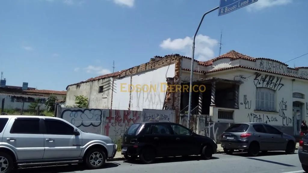Casa com 4 Quartos à Venda, Centro - Pindamonhangaba - Foto 2