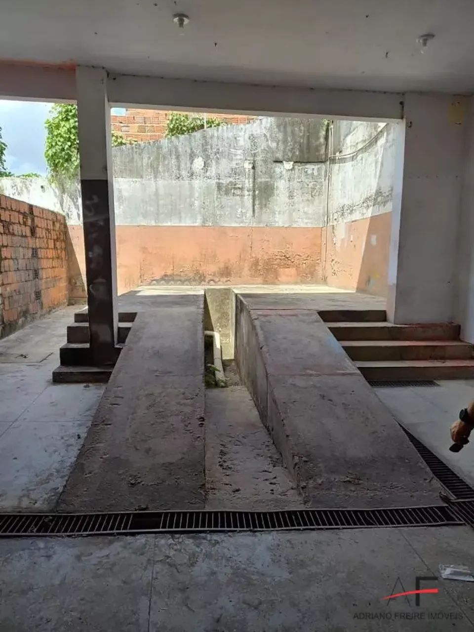 Excelente Ponto Comercial para Venda no Siqueira - Foto 4