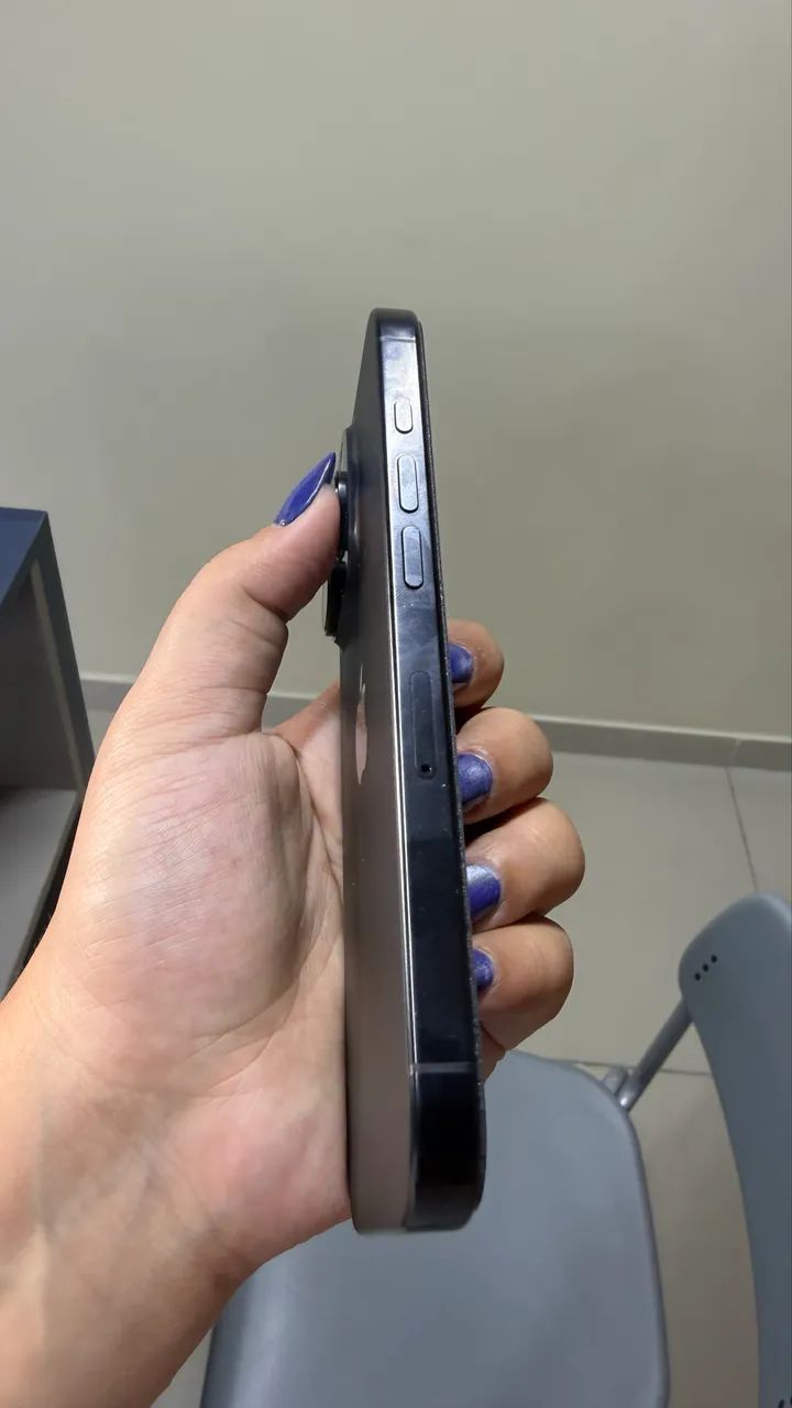 iPhone 16 pro - Foto 3