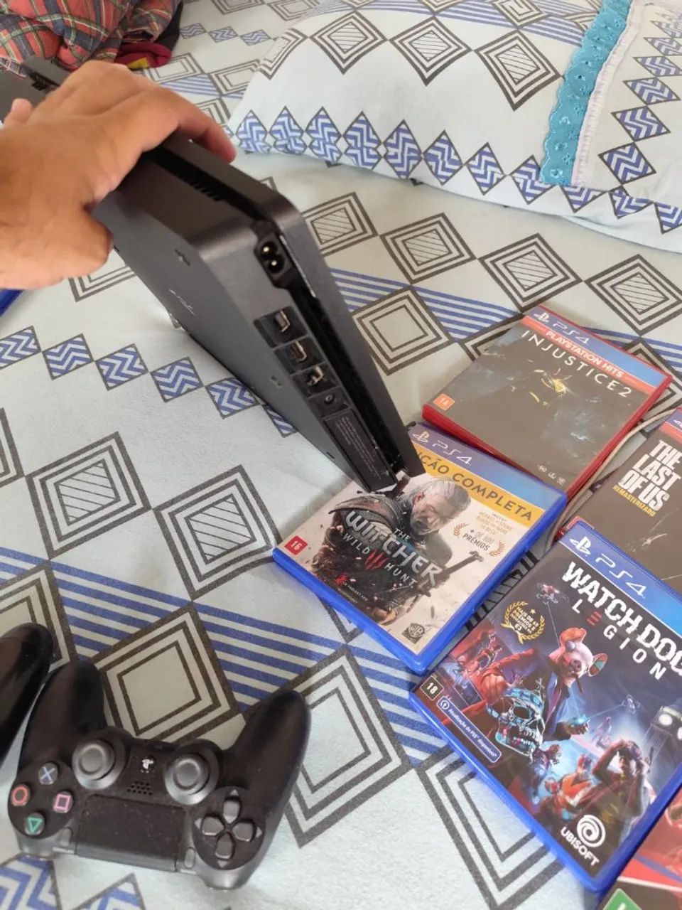 PS4 Slim 1 TB  - Foto 3