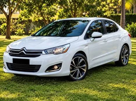 Citroën C4 C4 LOUNGE Exclusive 1.6 Turbo 4p Aut. 2014