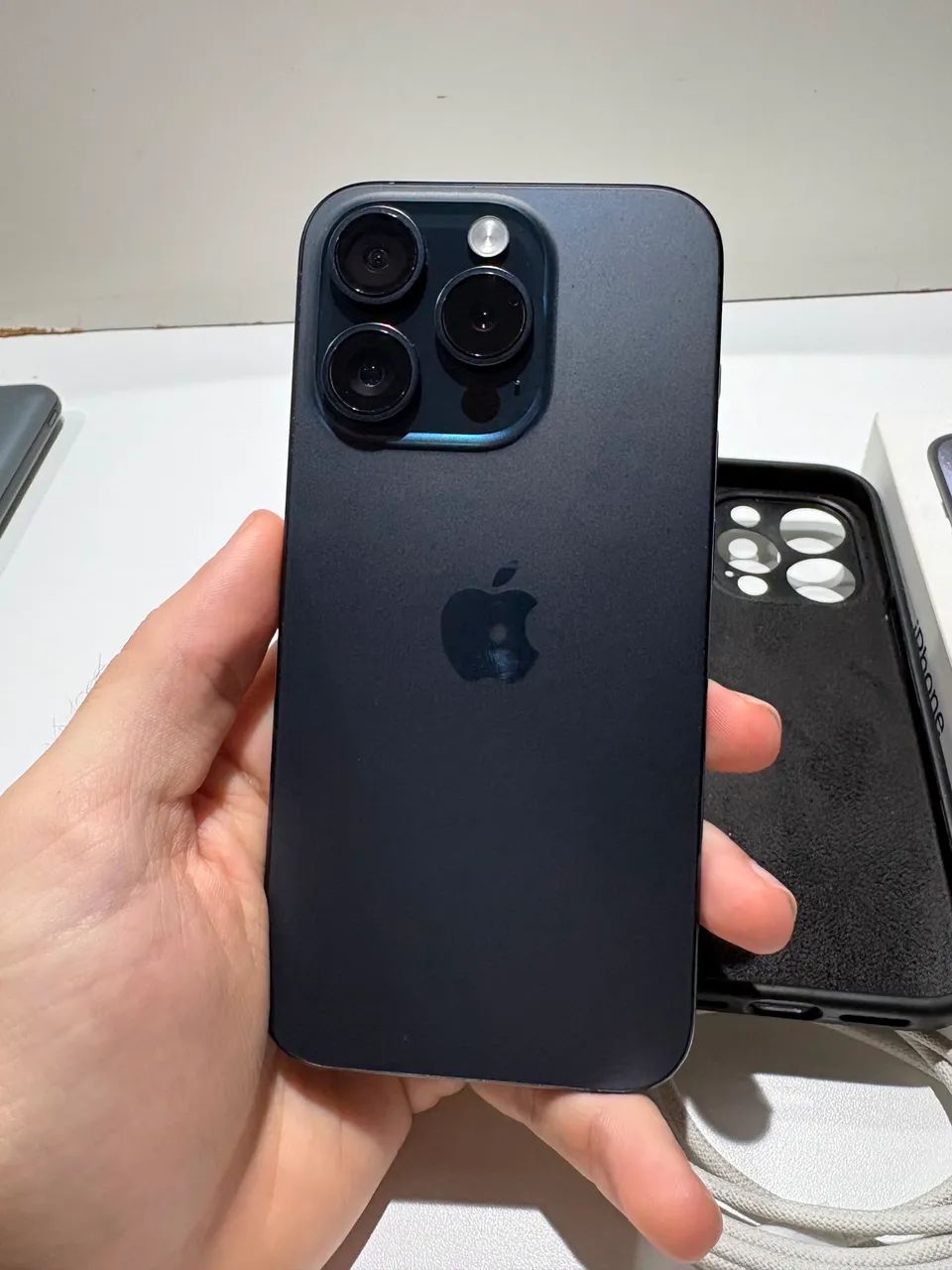 iPhone 15 Pro 256gb - TODO ORIGINAL - Celulares e Smartphones