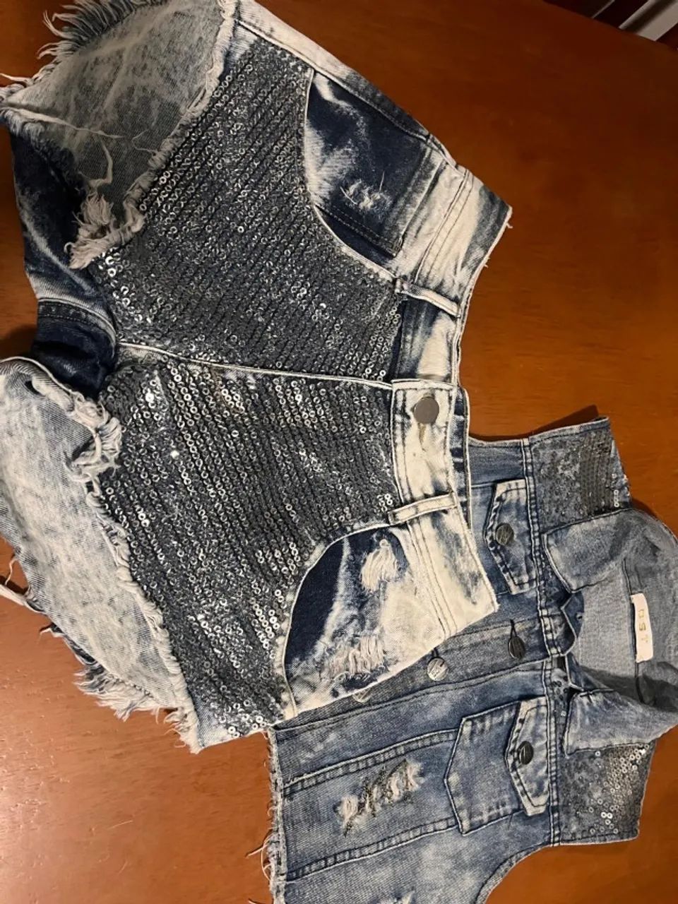 Conjunto jeans com paetês - Foto 3