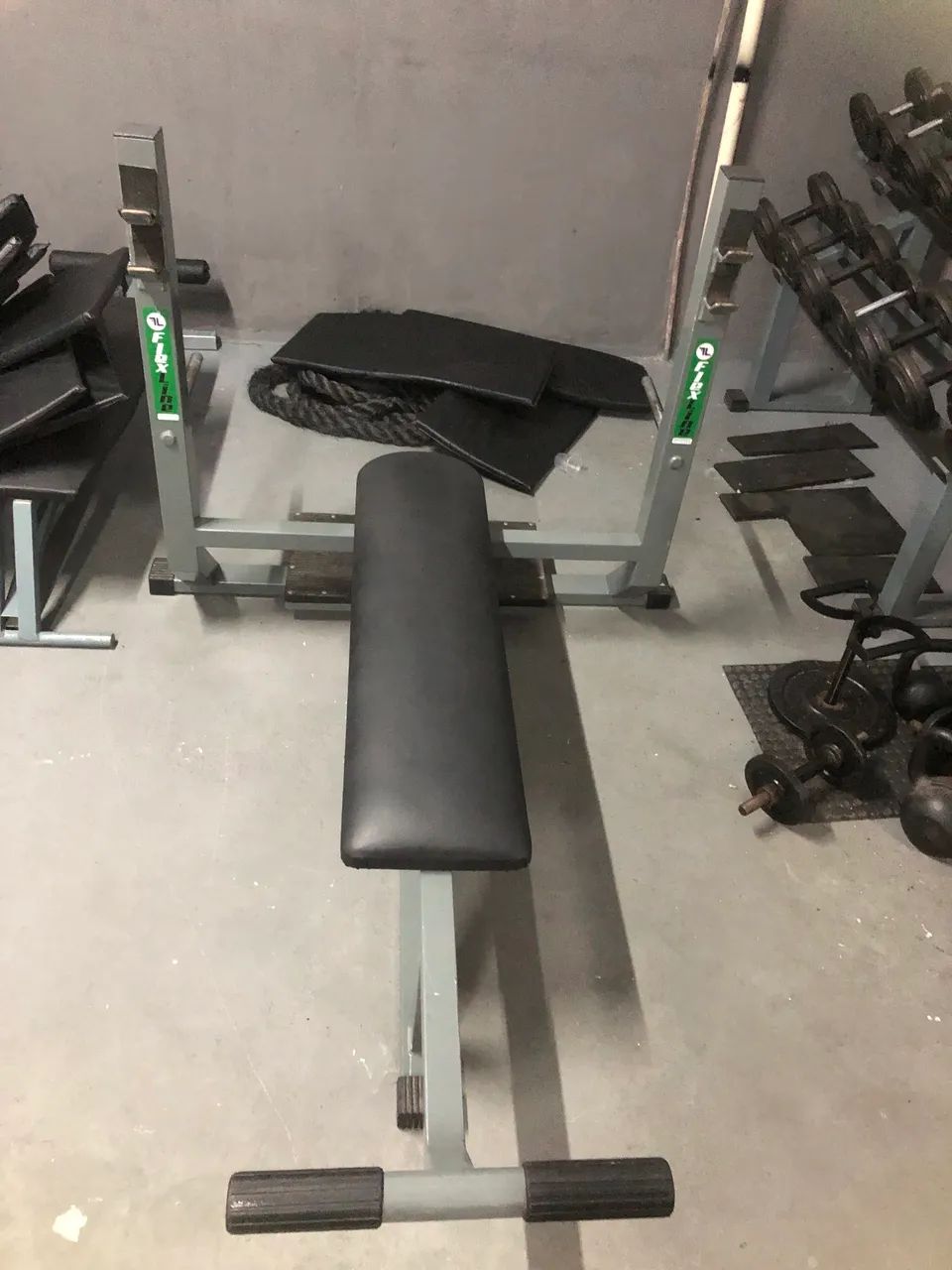 Supino Plano e Supino Inclinado - Foto 4