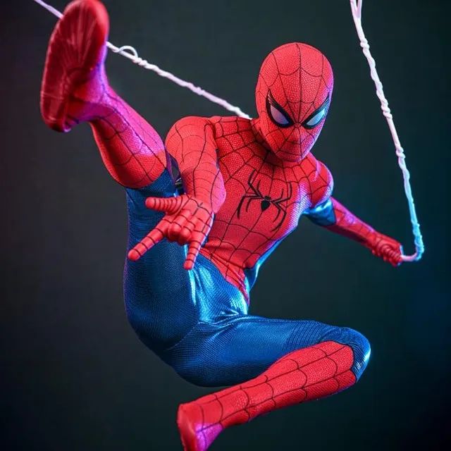 Hot Toys Spider-Man Final Suit  - Foto 2