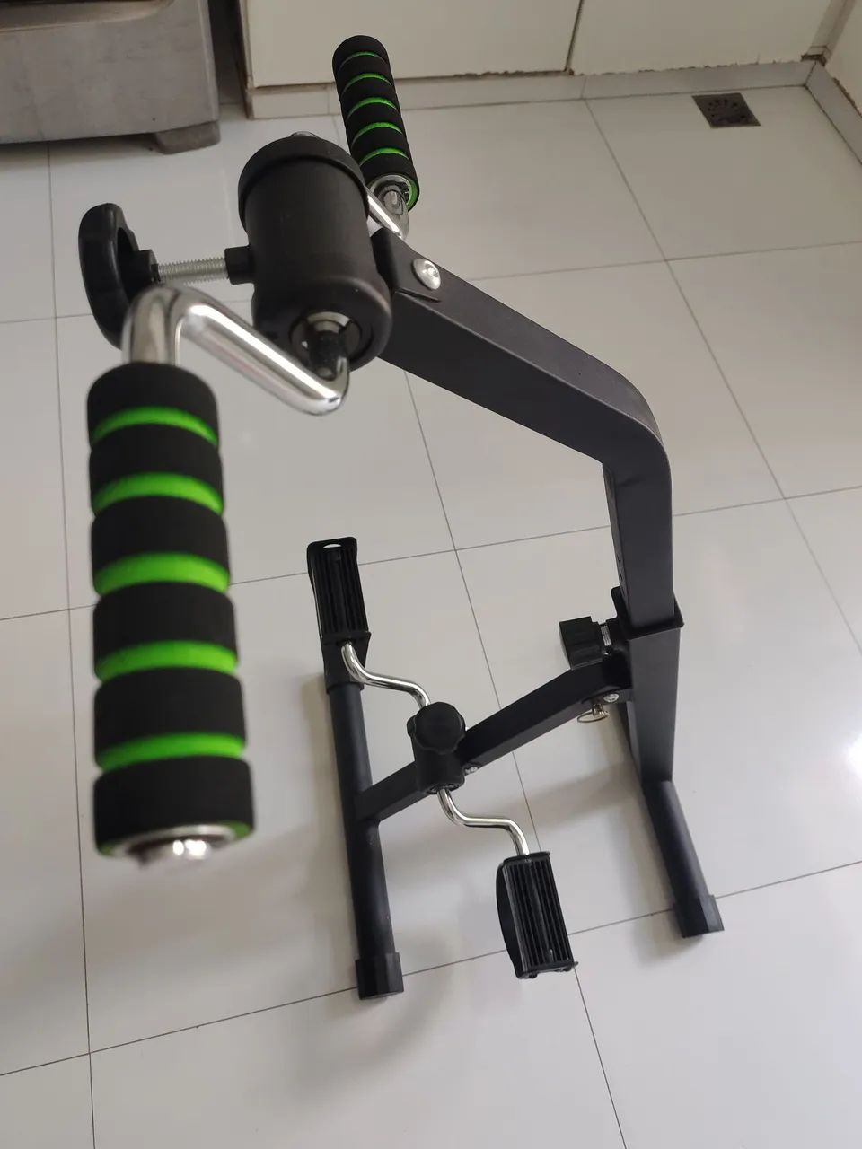 Bicicleta de ergométrica para pés e mãos  - Foto 3
