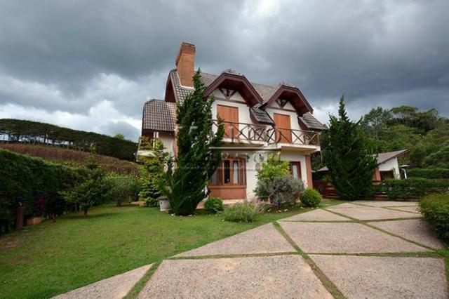 Casa em condomínio , 3 dorm + 3 quartos externos, linda vista com churrasqueira