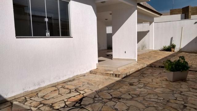 Samuel Pereira oferece: Casa Sobradinho RK 4 Suites Alto Padrão Churrasqueira Aceita troca - Foto 2