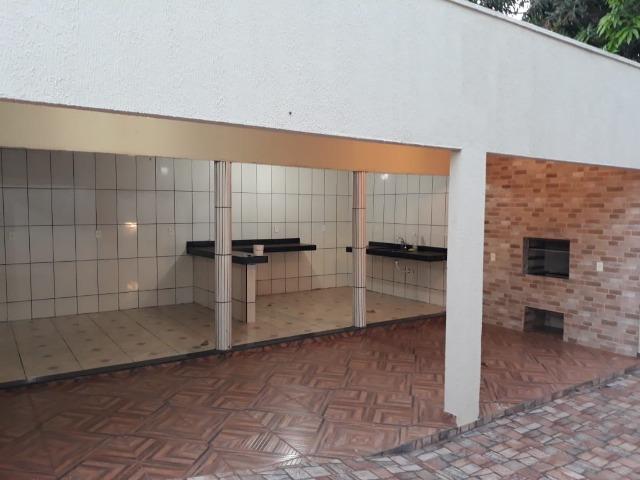 Excelente chácara dentro da cidade com asfalto na porta - Foto 9