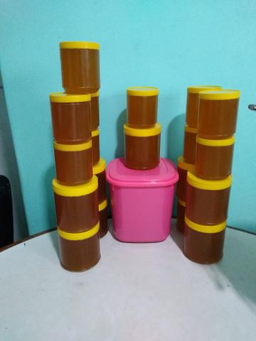 Vende se mel de abelha