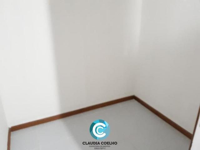 Belíssimo 04 quartos, frente para o mar, com ótima localização!! - Foto 17