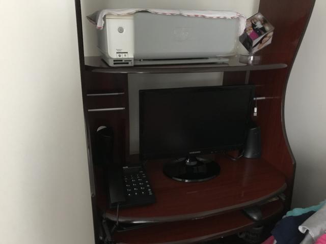 Estante para computador