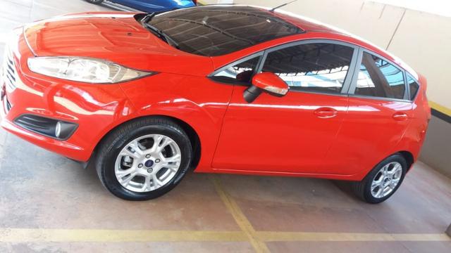 New Fiesta Hatch Impecável 2015
