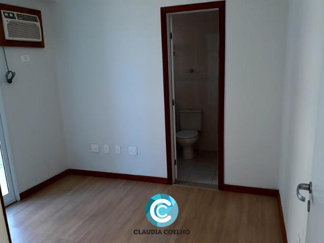 Belíssimo 04 quartos, frente para o mar, com ótima localização!! - Foto 7