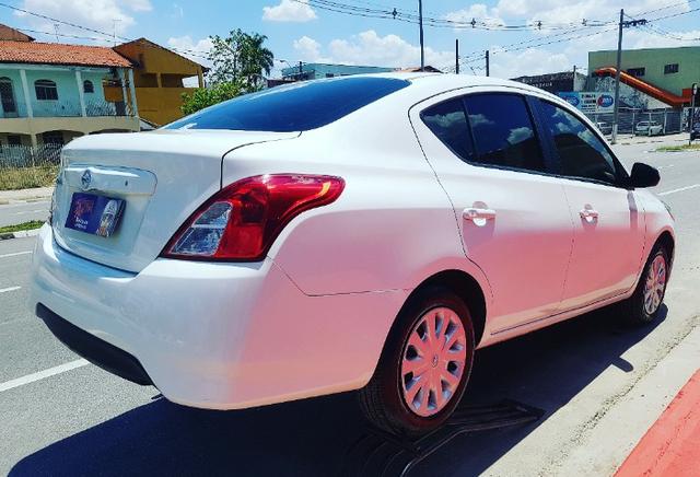 Nissan versa 2017