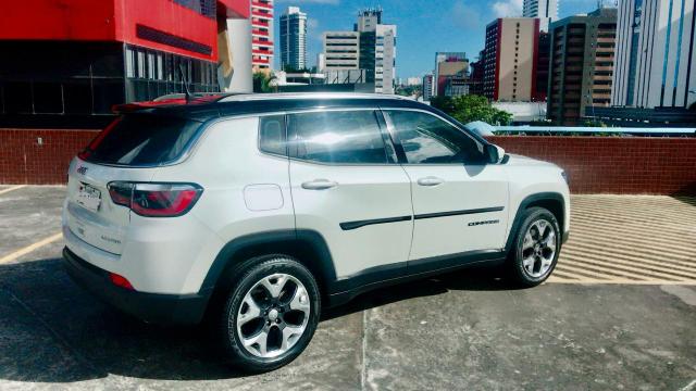 Jeep compass único dono km baixa garantia de fábrica - Foto 16