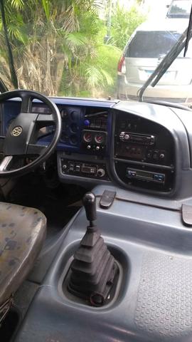 Vendo Micro ônibus Escolar - Foto 3