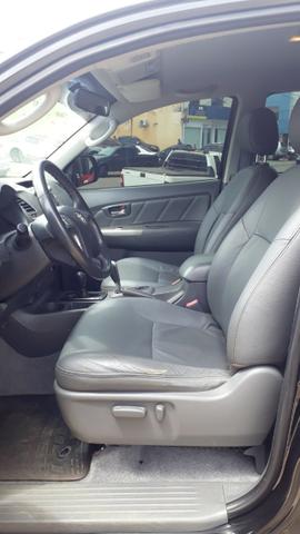 Toyota - Hilux SRV - 2012 - Foto 11