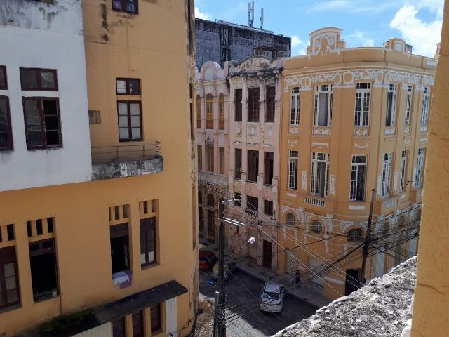 Ampla sala de 200m², no coração do Recife Antigo, em prédio tombado - Foto 18