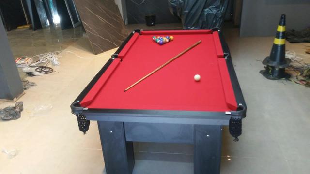 Mesa Charme 4 Pés Laterais | Mesa Preta | Tecido Vermelho |WJNF8440 - Foto 3