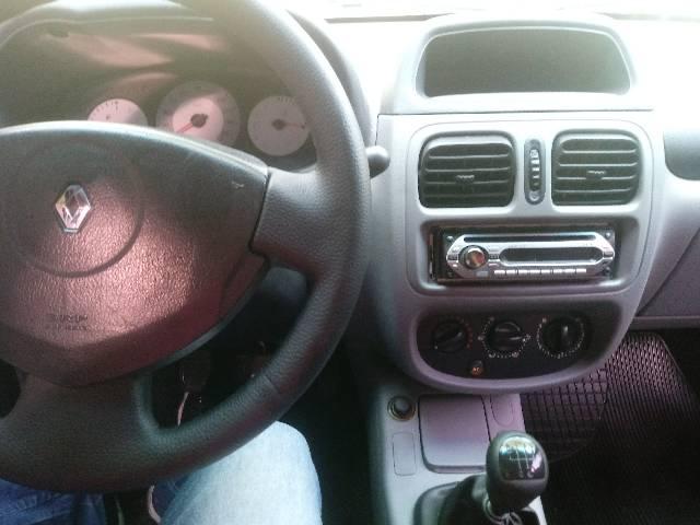 Excelente Clio Sedan 06 1.0 - Foto 10