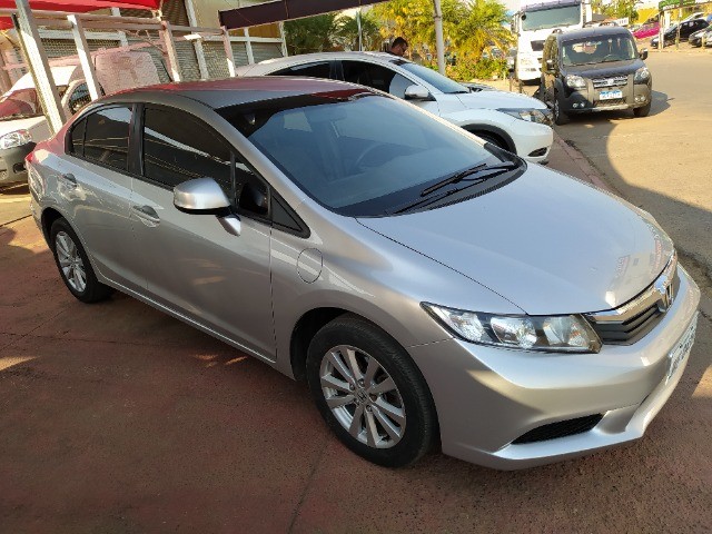 HONDA CIVIC LXS 1.8 AUTOMÁTICO FLEX 2013