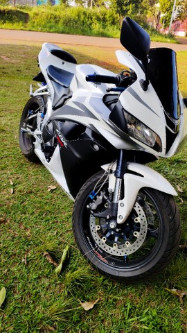 MOTO HONDA CBR 600RR